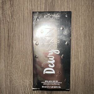Ciaté London Dewy Skin Tint in Black and Cream